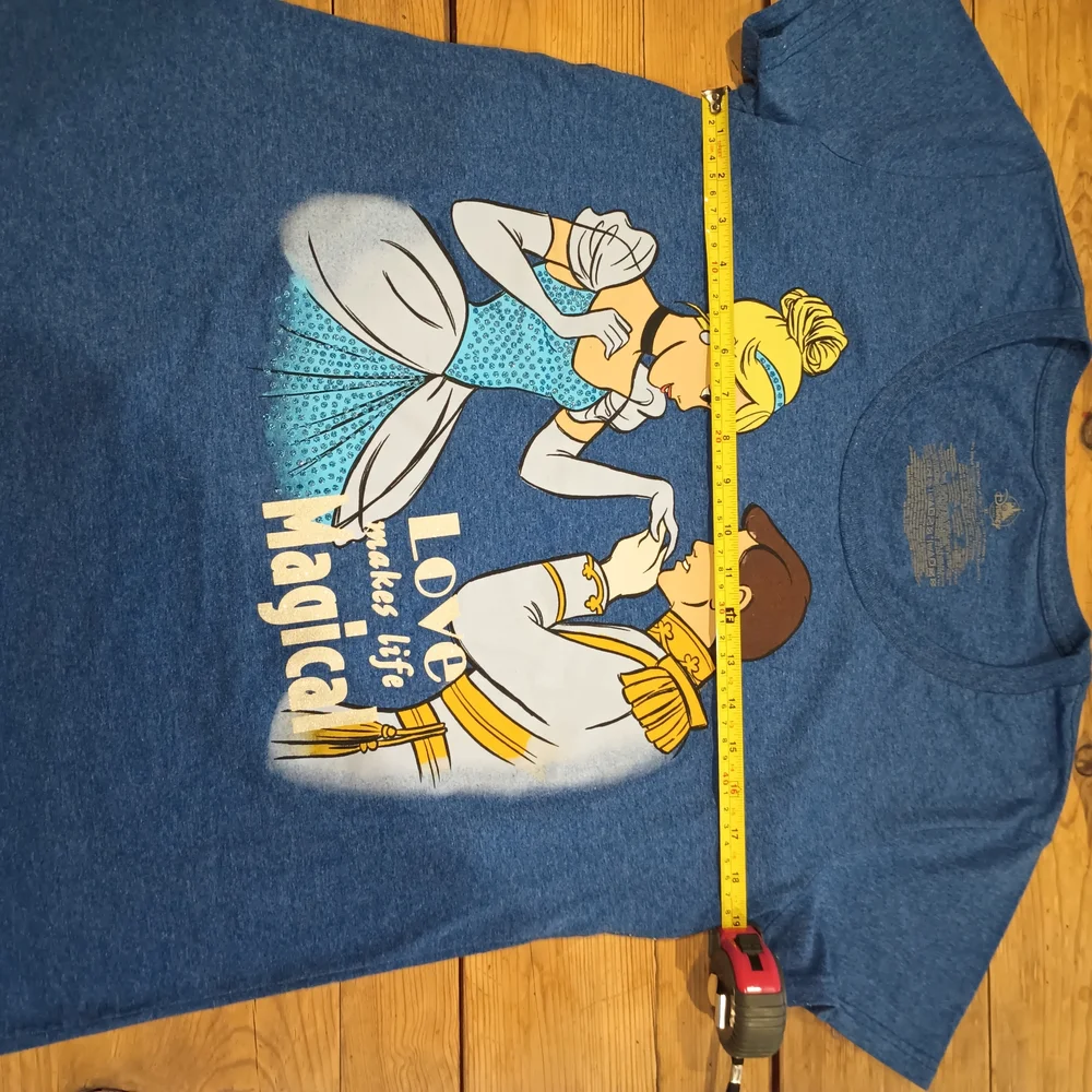 Disney Cinderella/Prince Charming Blue Tee with Gold Logo XL - Picture 4 of 8